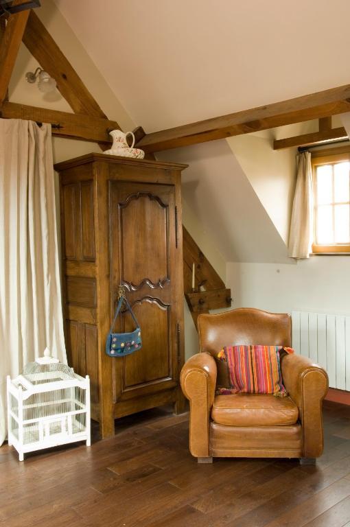 Chambres D'Hotes La Levriere Saint-Denis-le-Ferment Rom bilde