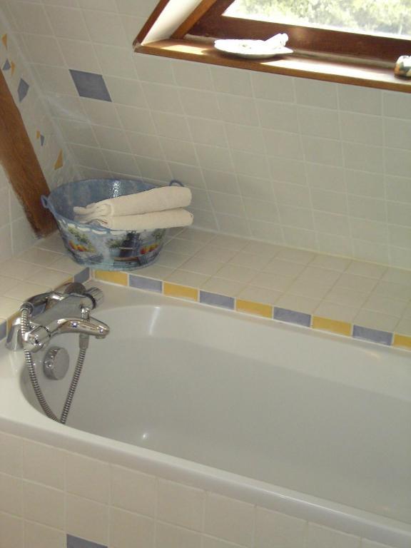 Chambres D'Hotes La Levriere Saint-Denis-le-Ferment Rom bilde