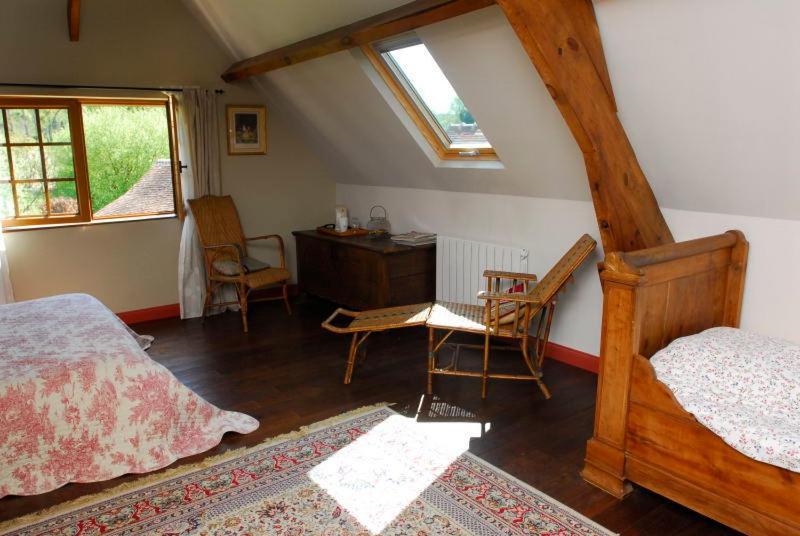 Chambres D'Hotes La Levriere Saint-Denis-le-Ferment Rom bilde